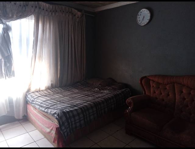 3 BEDROOM FREEHOLD FOR SALE IN VOSLOORUS
